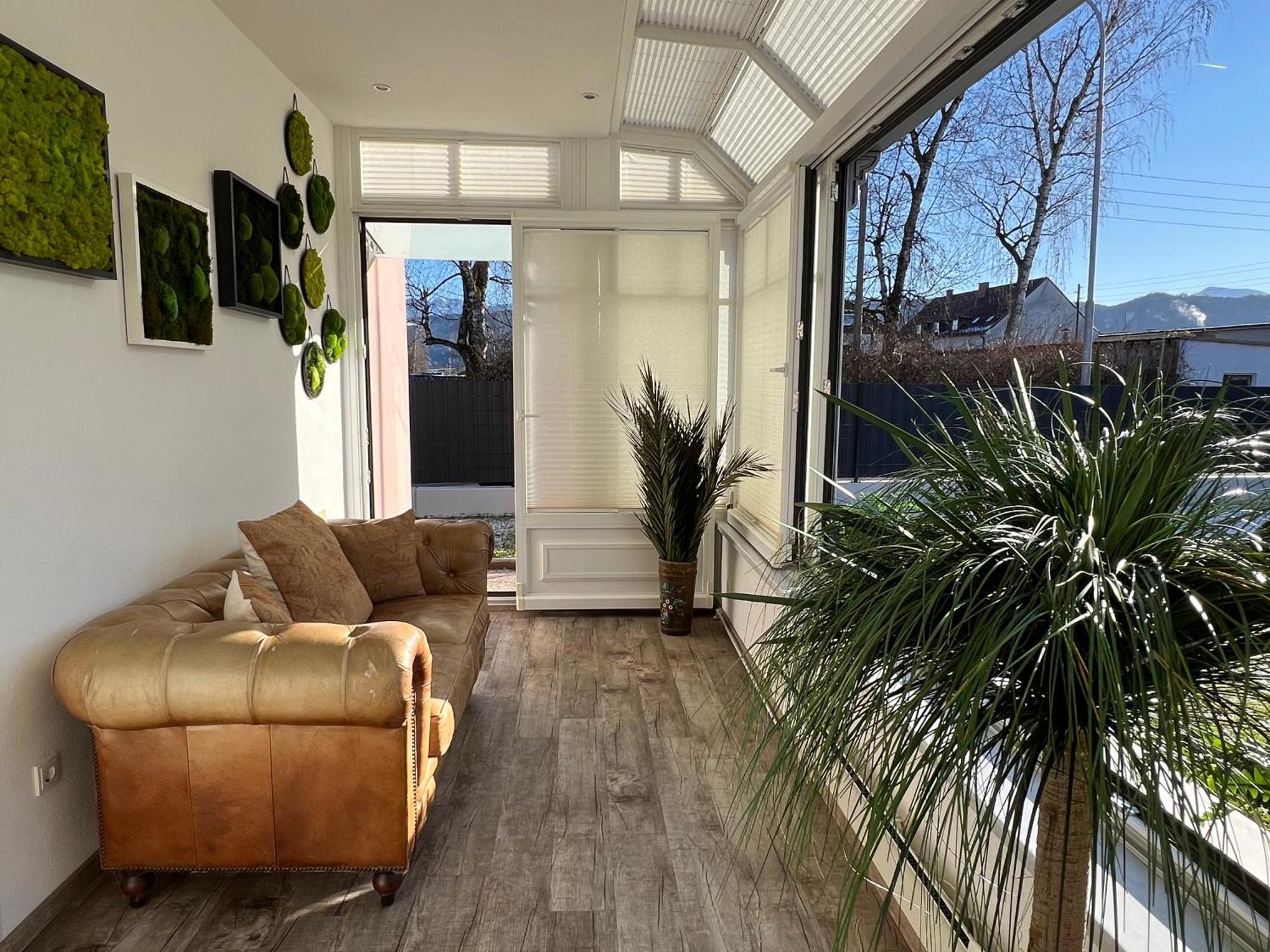 Klagenfurt Living 85 Appartement Klagenfurt am Woerthersee Buitenkant foto